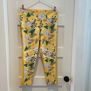 ZYIA Floral Yellow Leggings NWOT size 16-18